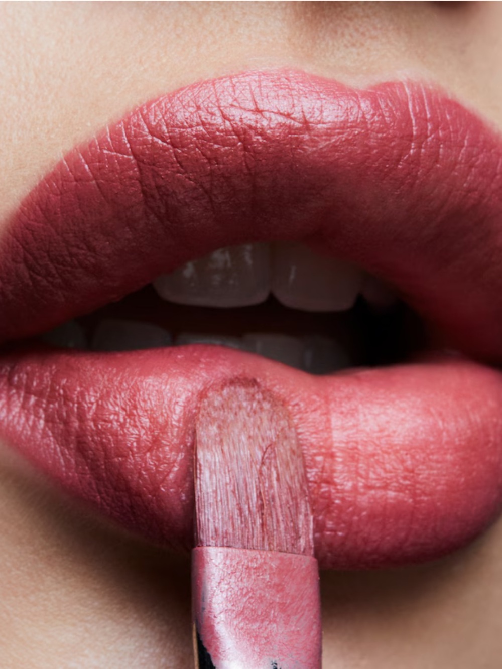 MAC Satin Lipstick - Twig - Picture 4 of 5